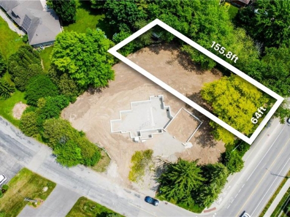 416 Woolwich Street, Waterloo, Ontario, N2K 2L3