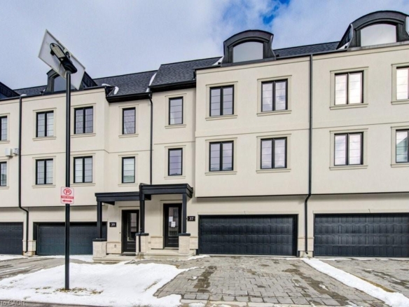 435 Callaway Road Unit #37, London, Ontario, N6G 2N1